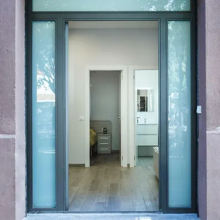 Beautiful Apartment 20 Minutes From City Center L'Hospitalet de Llobregat Exterior photo